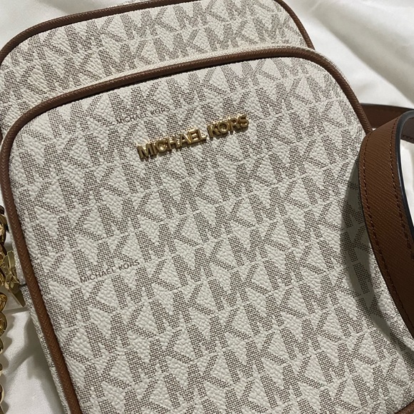 Michael Kors Jet Set Travel medium Logo Crossbody bag - Picture 4 of 4